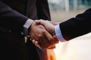 Có phải lập biên bản điều chỉnh và thông báo tới cơ quan thuế khi HĐĐT bị sai sót?